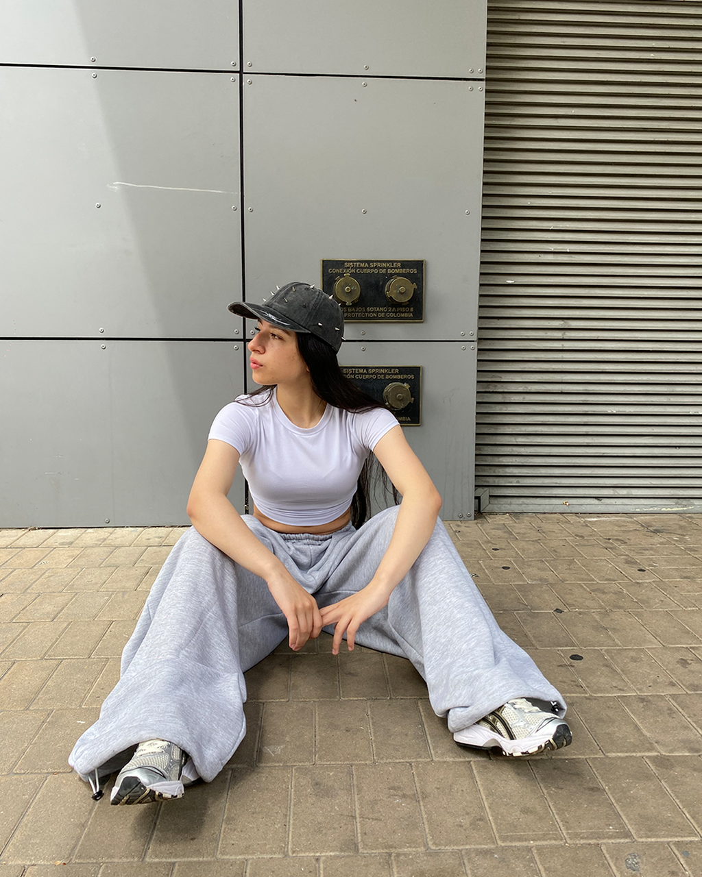 ECHO CHANDAL BAGGY FIT UNISEX GRIS