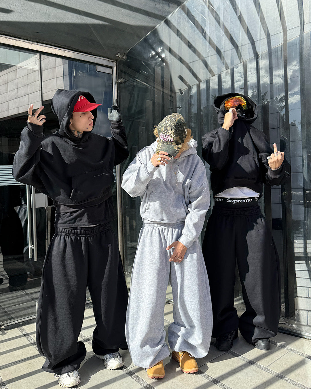 BASIC HOODIE CROPPED FIT WHITE