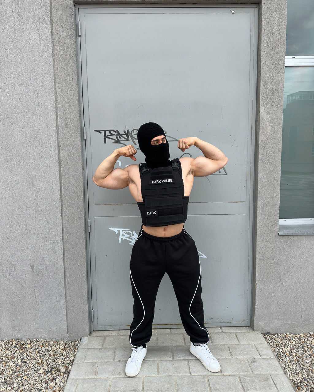 CHALECO TACTICO CARGA EXTERNA DE 20 KG.