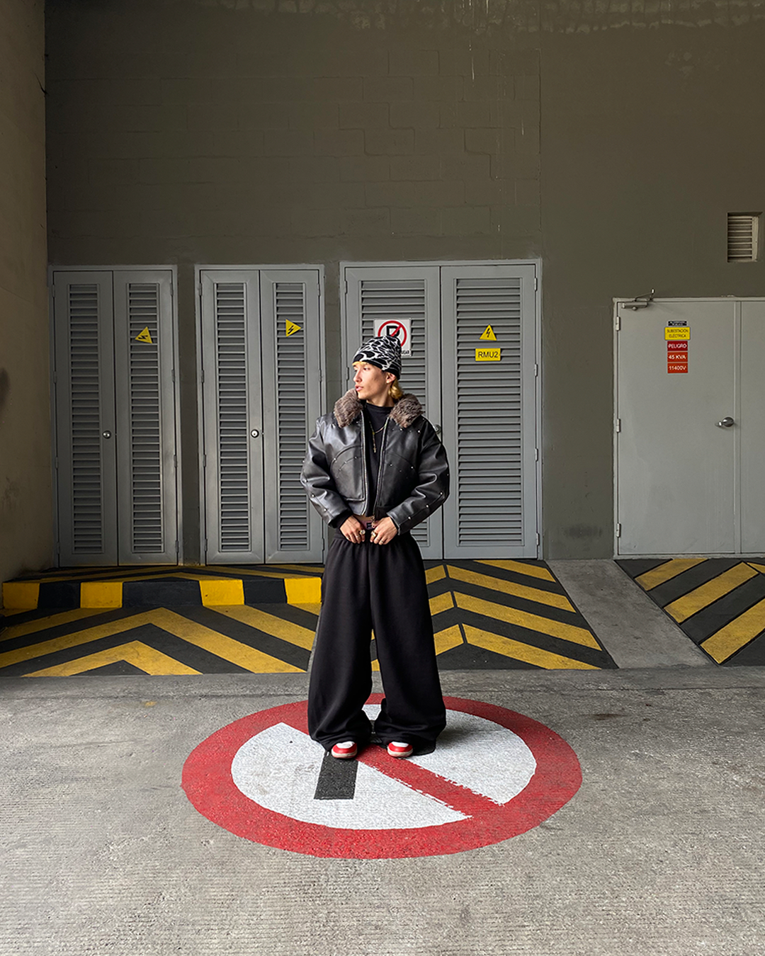 ECHO CHANDAL BAGGY FIT BLACK